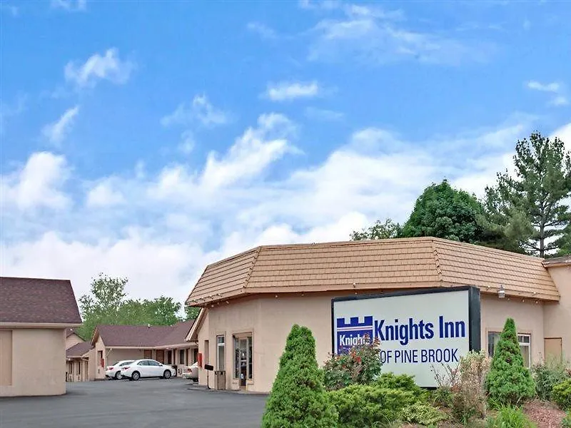 Knights Inn Pine Brook 0*,