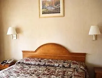 Knights Inn Pine Brook Motel